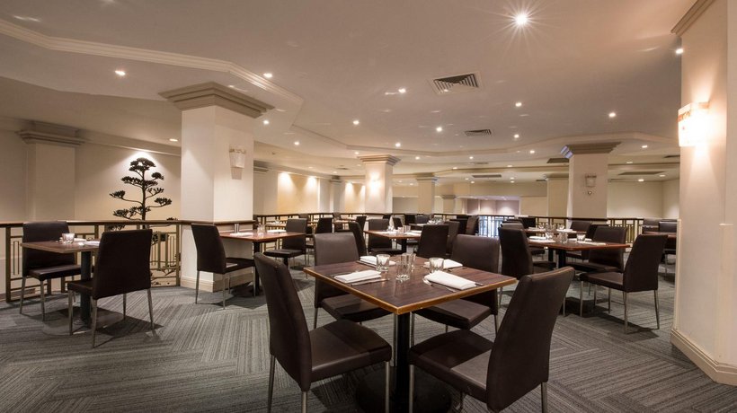 Hotel Grand Chancellor Adelaide