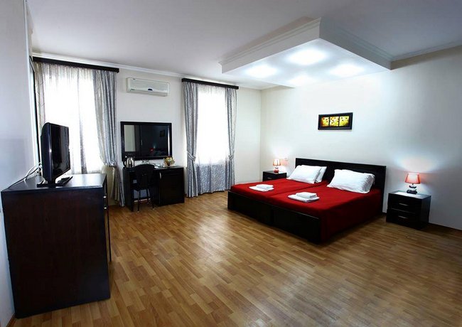 Gold Star Hotel Tbilisi