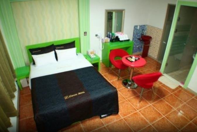 Lavichi Hotel