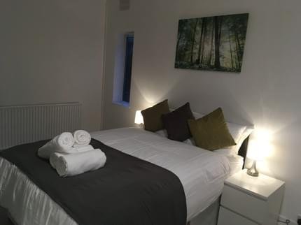 Kingswood Apartment