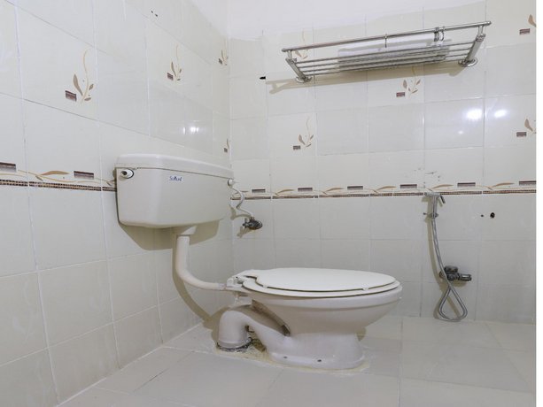 OYO 14726 Hotel Inaya