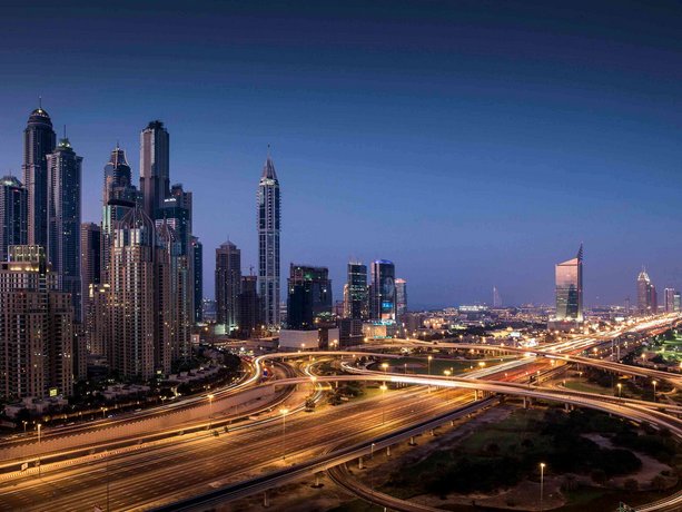 Pullman Dubai Jumeirah Lakes Towers