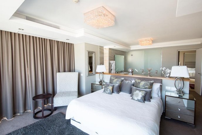 The Residences Crystal Towers