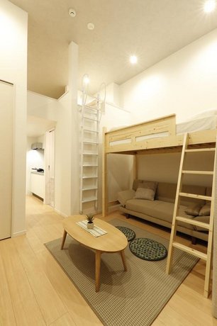 TRIP POD TOJIN-MACHI A