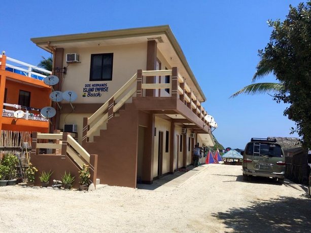 Dos Hermanos Island Emprise Beach House