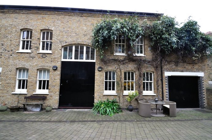 Veeve - Stable Mews
