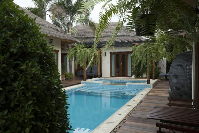 8 Villas Hua Hin