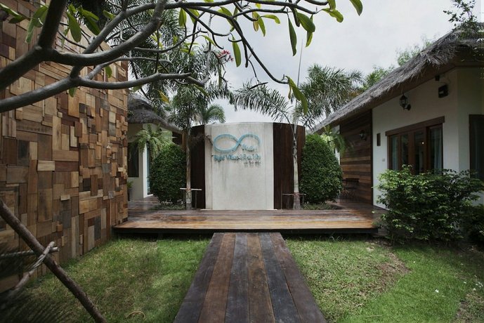 8 Villas Hua Hin