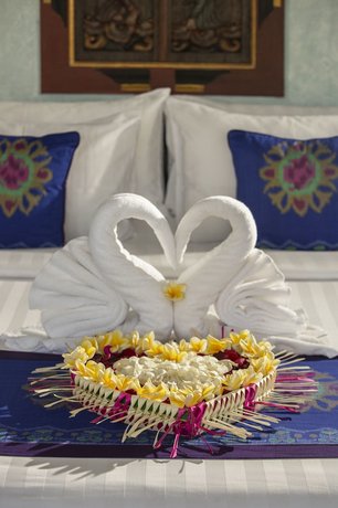 Dwaraka The Royal Villas