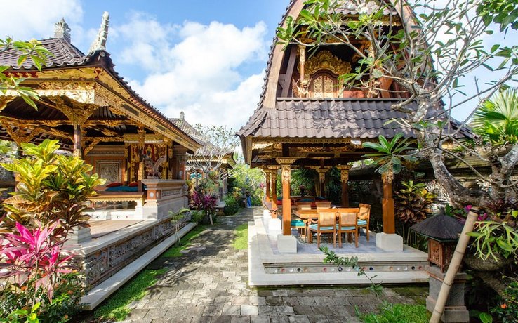 Dwaraka The Royal Villas