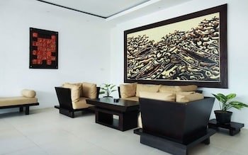 Ozz Hotel Kuta Bali