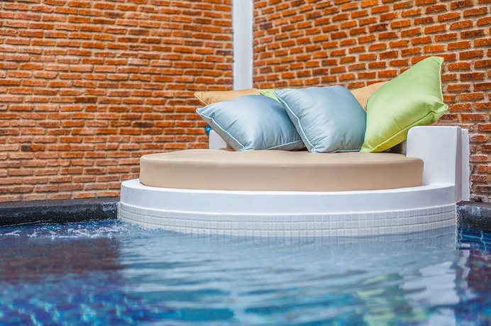 Cae Villa Hua Hin