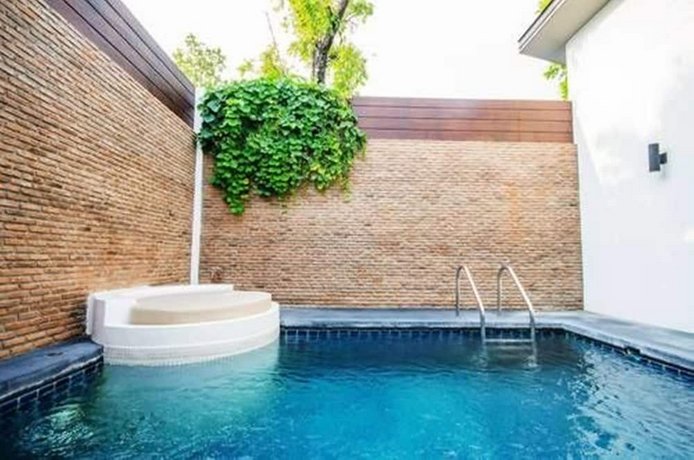 Cae Villa Hua Hin
