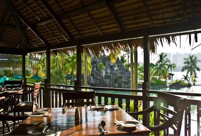Philea Mines Beach Resort