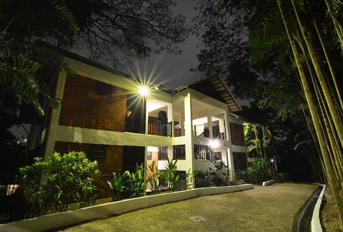 Philea Mines Beach Resort
