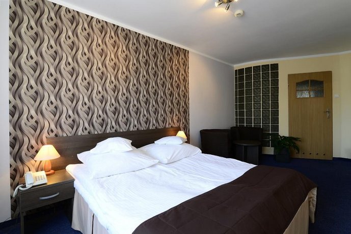 Hotel IKAR