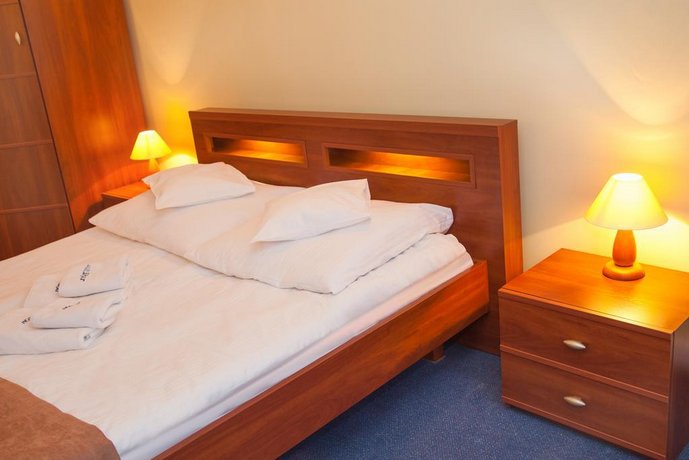 Hotel IKAR