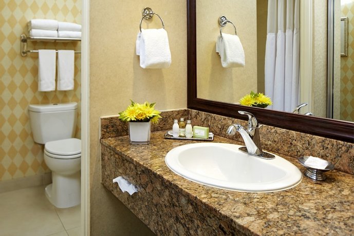 Portofino Inn and Suites Anaheim Hotel