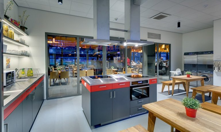 Bar_Restaurant