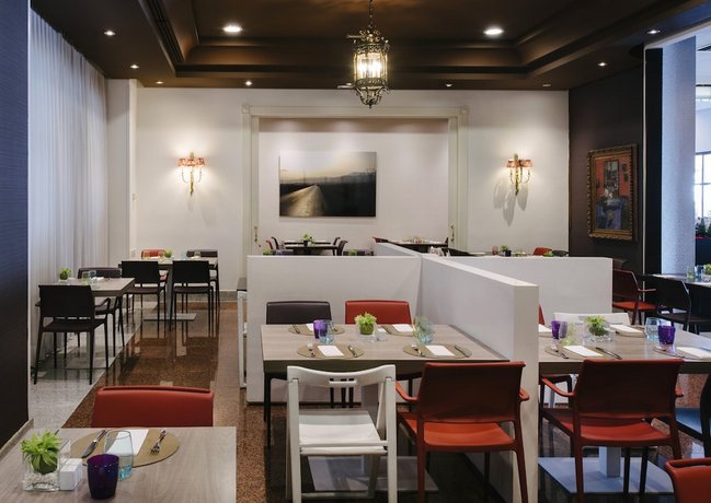 Bar_Restaurant