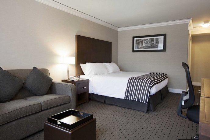 Sandman Hotel Vancouver City Centre