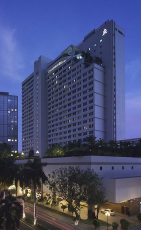 New World Makati Hotel Manila image 1