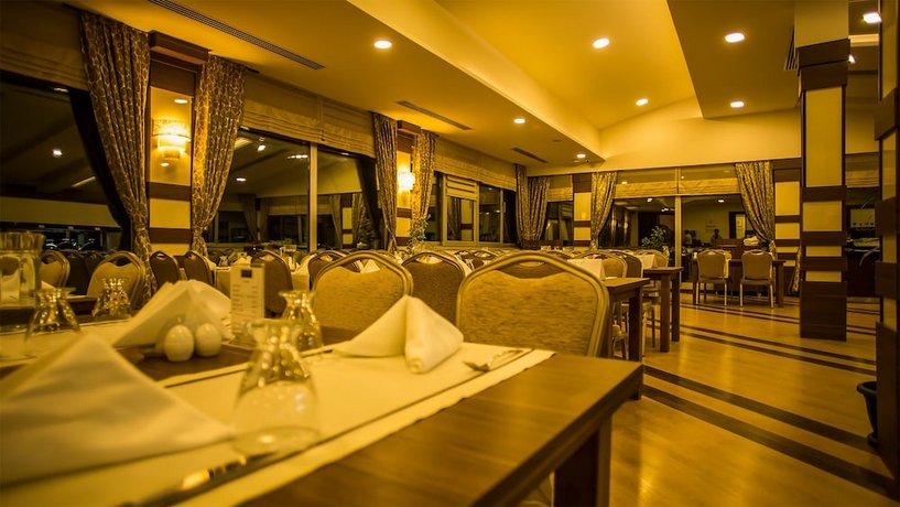 Parion Hotel