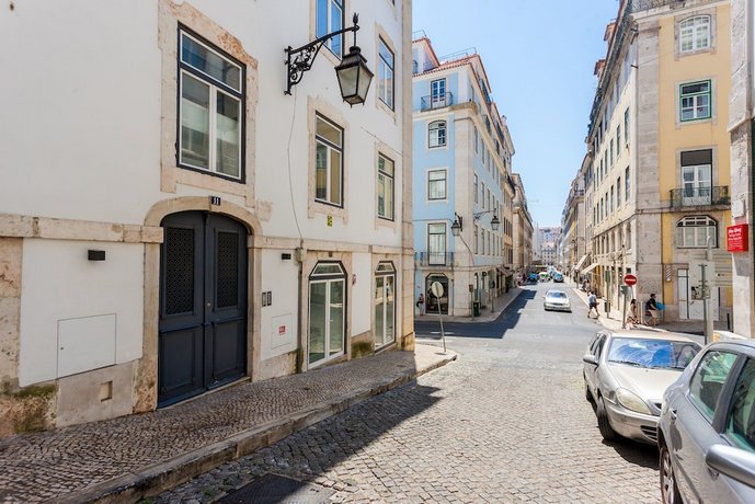 Baixa Tile Blue Two-Bedroom Apartment - by LU Holidays