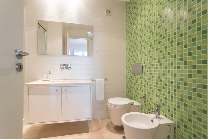 Alfama Modern Two-Bedroom Apartment w/ River View and Parking - by LU Holidays
