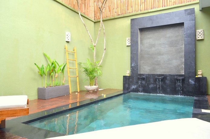 Jas Green Villas and Spa