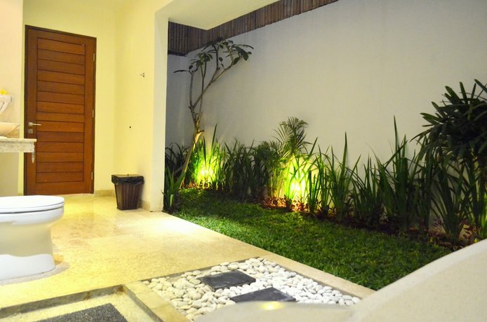 Jas Green Villas and Spa