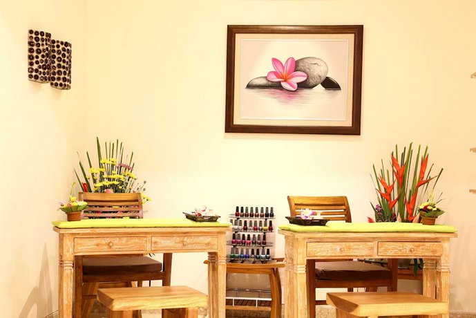 Jas Green Villas and Spa