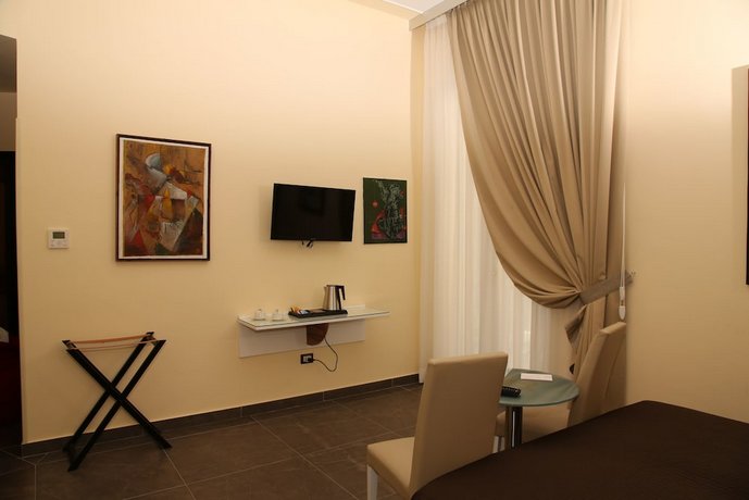 Boutique Hotel Piazza Carita'
