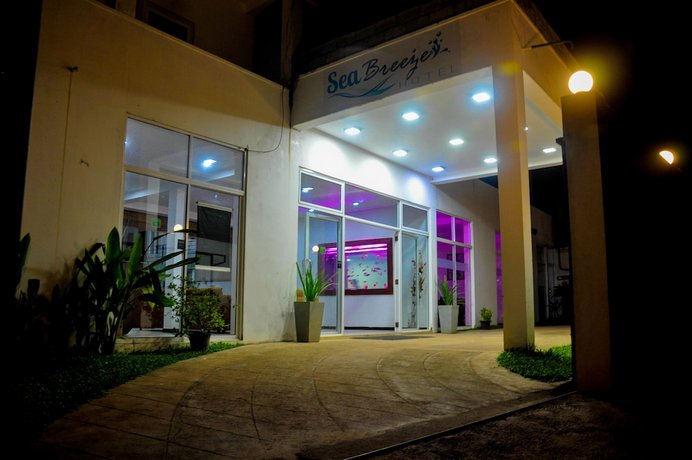 Sea Breeze Hotel Mirissa