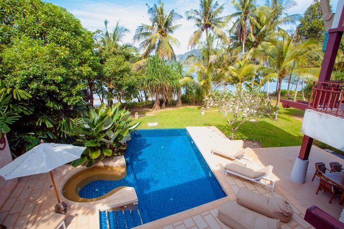 Amatapura Beachfront Villa 1