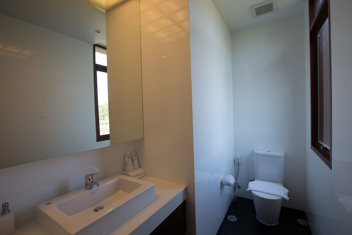 Amatapura Beachfront Villa 1