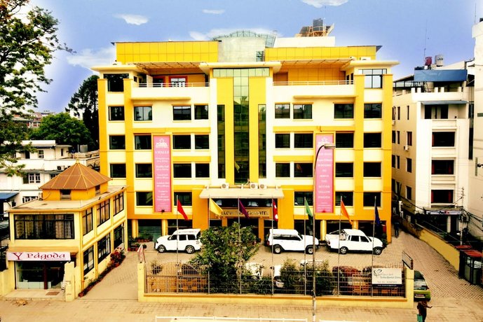 Yellow Pagoda Hotel