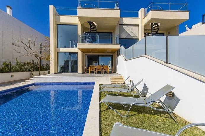 Villa Aqua Alcanada