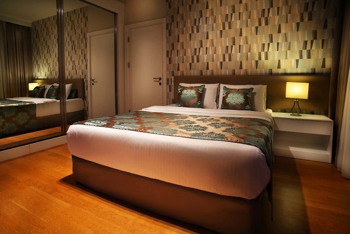 G Suites Airport
