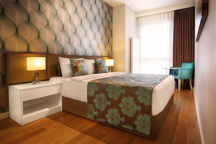 G Suites Airport