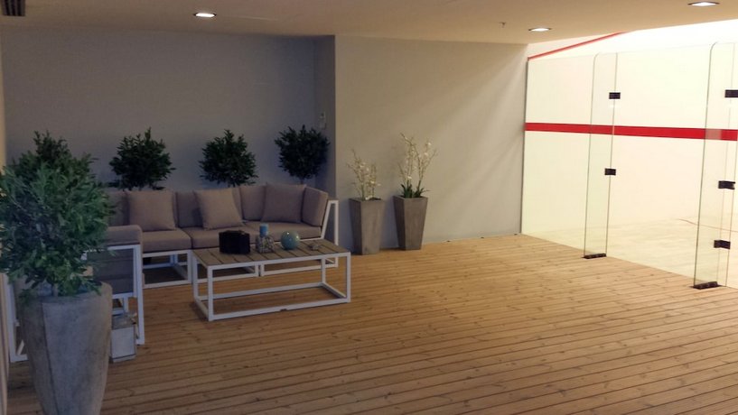 G Suites Airport