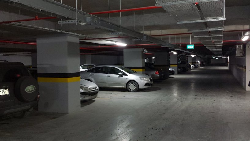 G Suites Airport