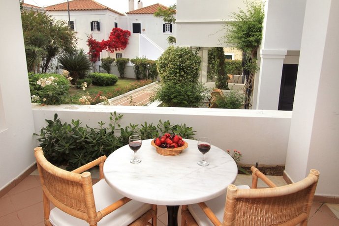 Nissia Traditional Residences Spetses
