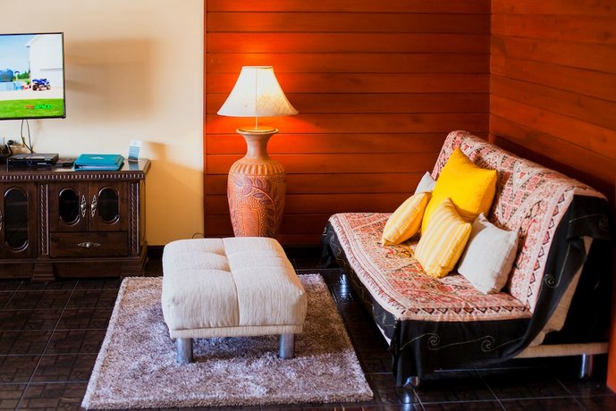 Baan Manuchang Villa