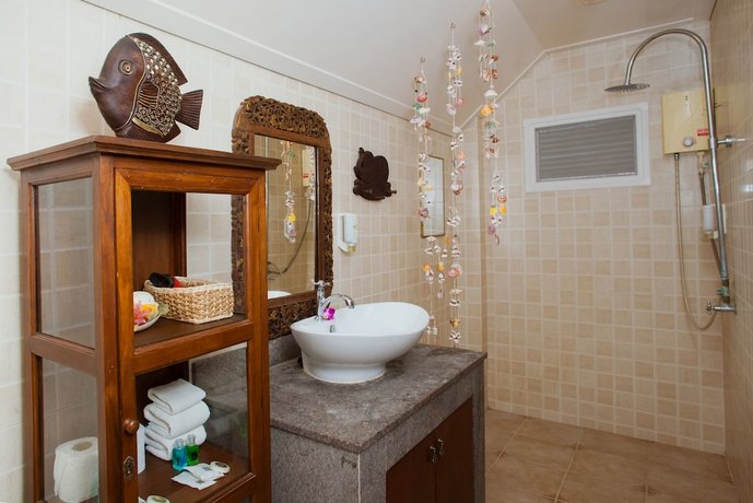Baan Manuchang Villa