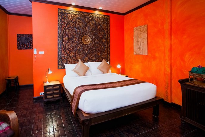 Baan Manuchang Villa