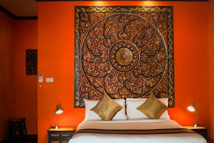 Baan Manuchang Villa