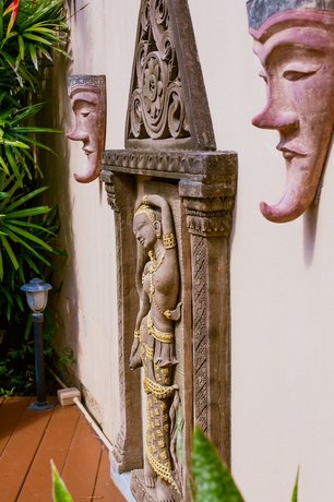 Baan Manuchang Villa