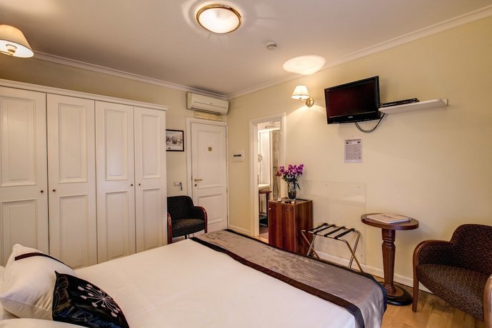 Flann O'Brien Rooms