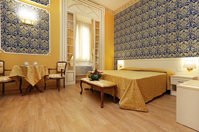 DG Prestige Room